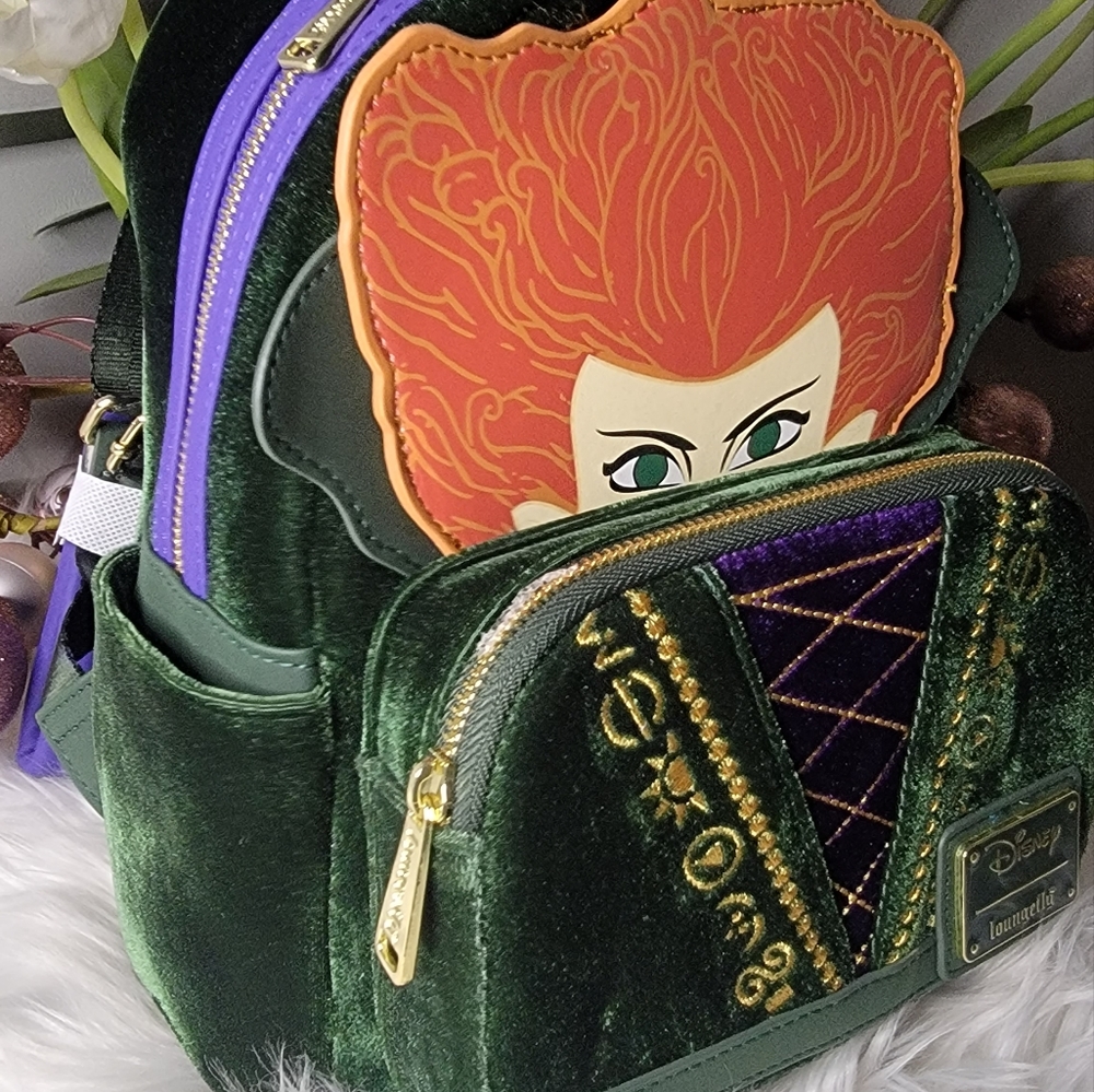 Loungefly HOCUS POCUS COSPLAY WINIFRED MINI BACKPACK - PALM EXCLUSIVE